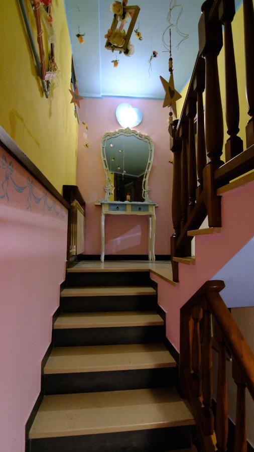 La Casina Dei Cuori Di Nonna Miglia Villa Pallerone Exterior photo