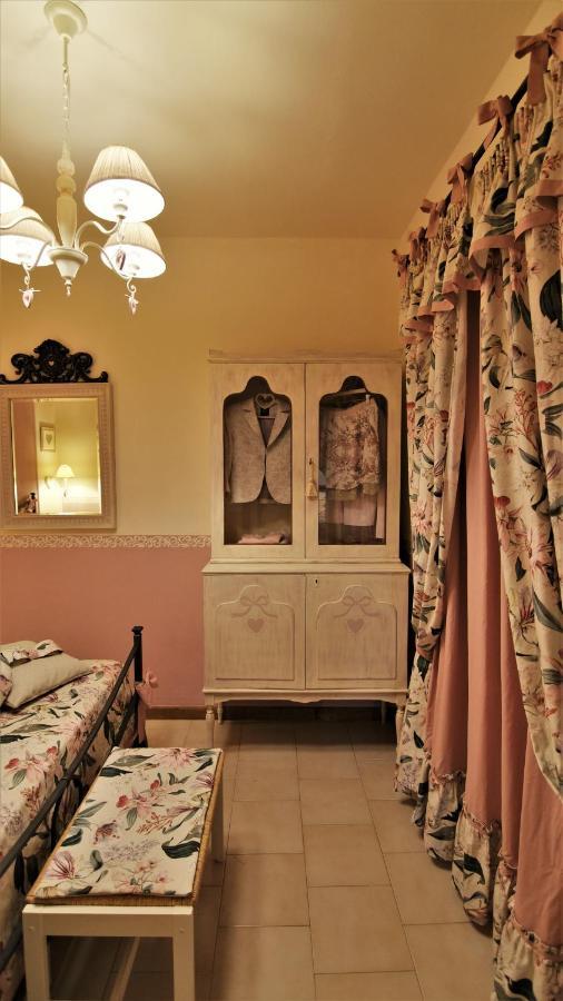 La Casina Dei Cuori Di Nonna Miglia Villa Pallerone Exterior photo